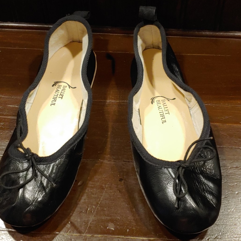 Ballet flats
